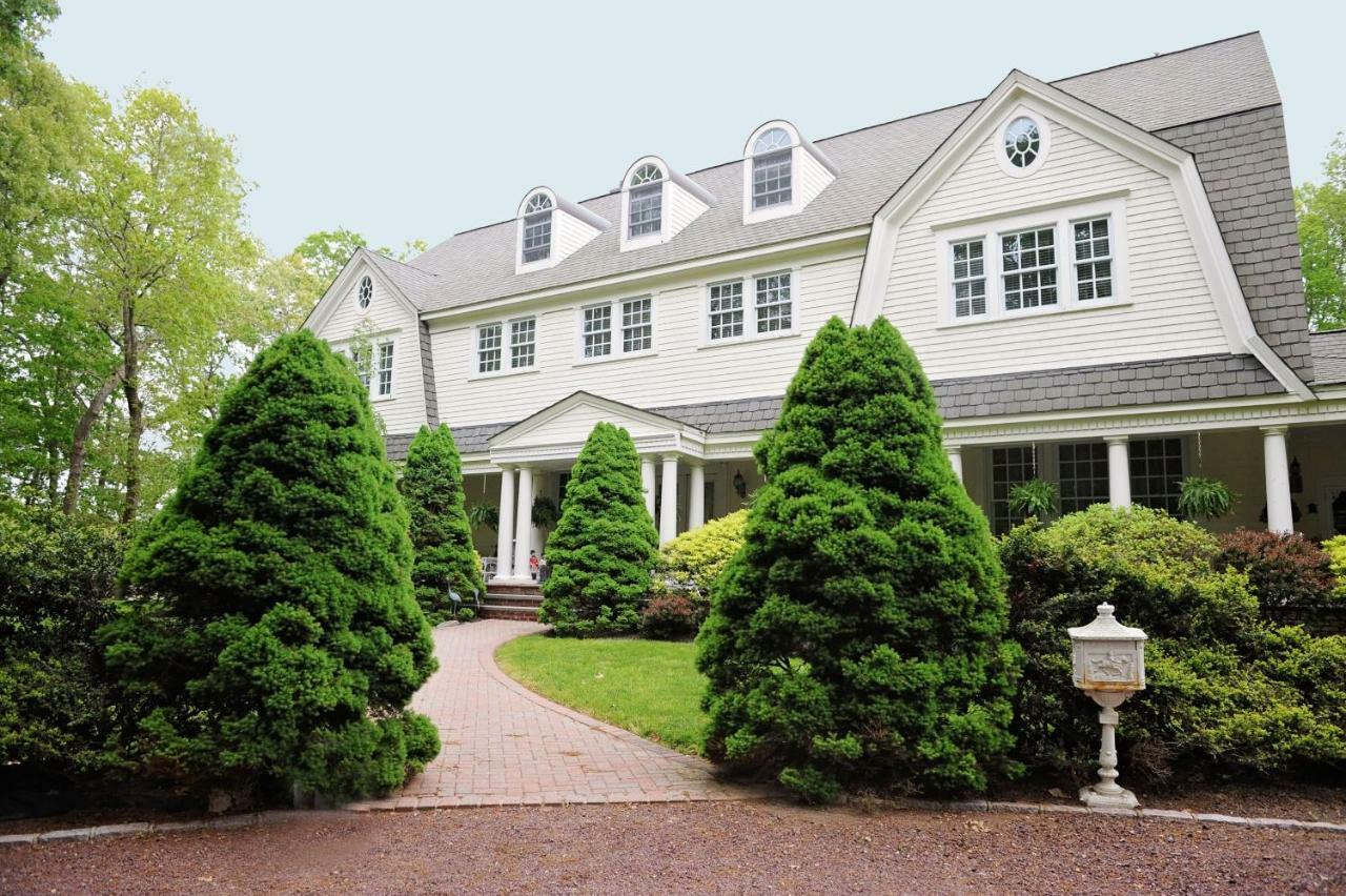 A Walk In The Woods Bed And Breakfast Southold Ngoại thất bức ảnh